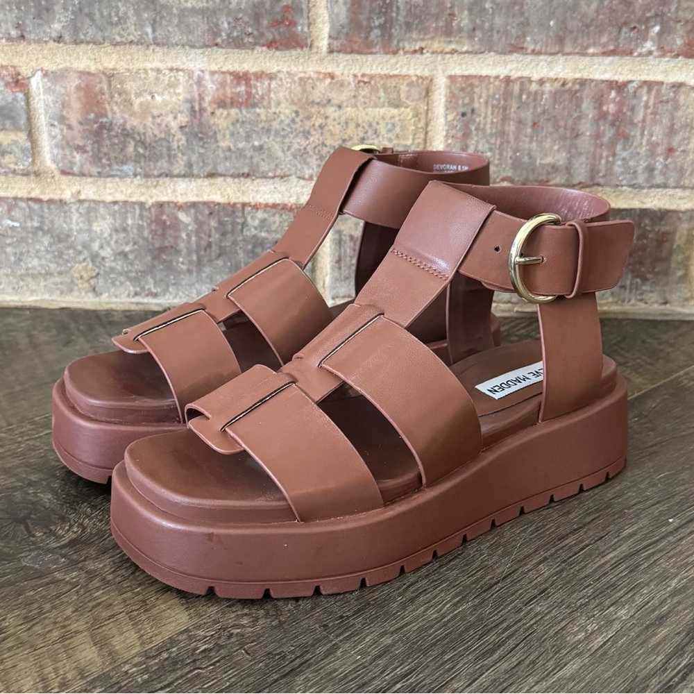 Steve Madden Devorah Platform Sandal Cognac size 6.5